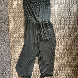 Strapless 1. state dress